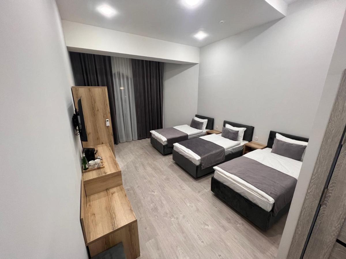 Rever Hotel Tashkent Exterior photo